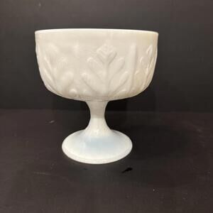 Milk Glass Pedestal Planter Vase or Compote Oak Leaf Pattern 1978 5 7/8” Tall